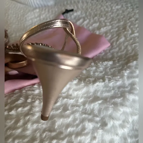 NWT- Kate Spade Rose Gold Leather Heels size 7.5 M. Kitten 3” heel