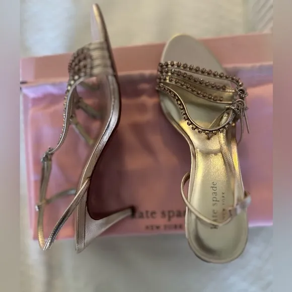 NWT- Kate Spade Rose Gold Leather Heels size 7.5 M. Kitten 3” heel