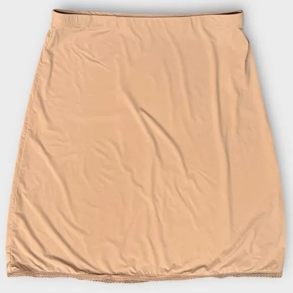 NWT Natori Benefit Half Slip Size Large