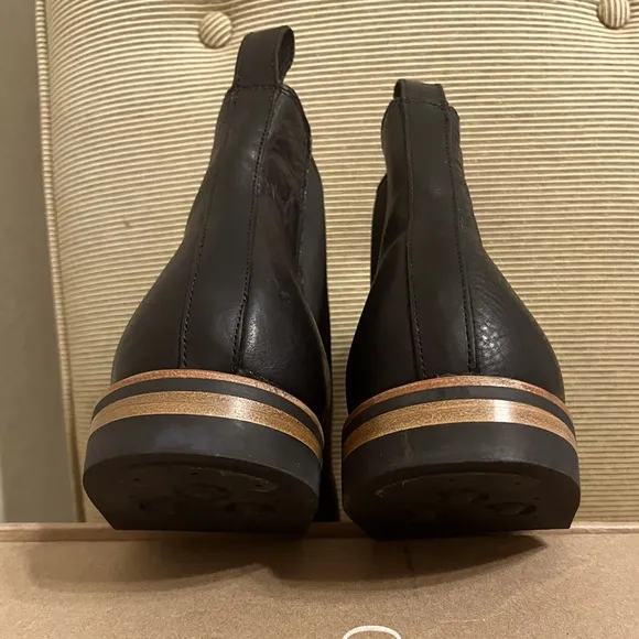 NWT Nisolo Men’s Marco Everyday Chelsea Boot - Black - Size 10