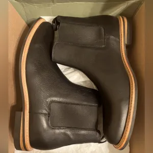 NWT Nisolo Men’s Marco Everyday Chelsea Boot - Black - Size 10