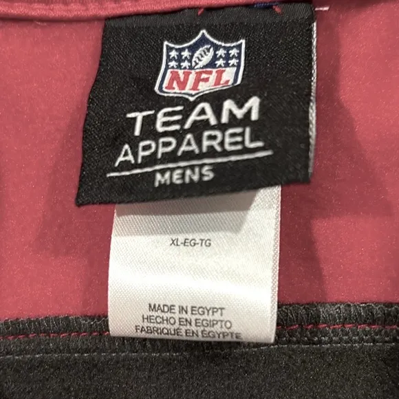 NWT [Outerstuff] Tampa Bay Buccaneers NFL Performance 1/4 Zip Pullover Men’s XL