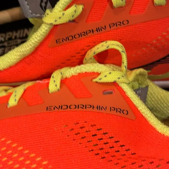 NWT Saucony Endorphin Pro Mens 13 Orange Yellow Lace Up NIB Running Shoes NEW
