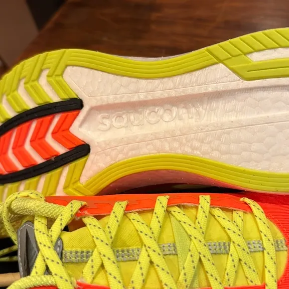 NWT Saucony Endorphin Pro Mens 13 Orange Yellow Lace Up NIB Running Shoes NEW