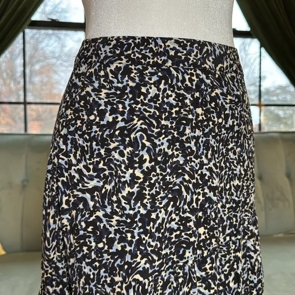NWT Scotch &amp; Soda Asymmetric black and white tiered skirt. Size medium