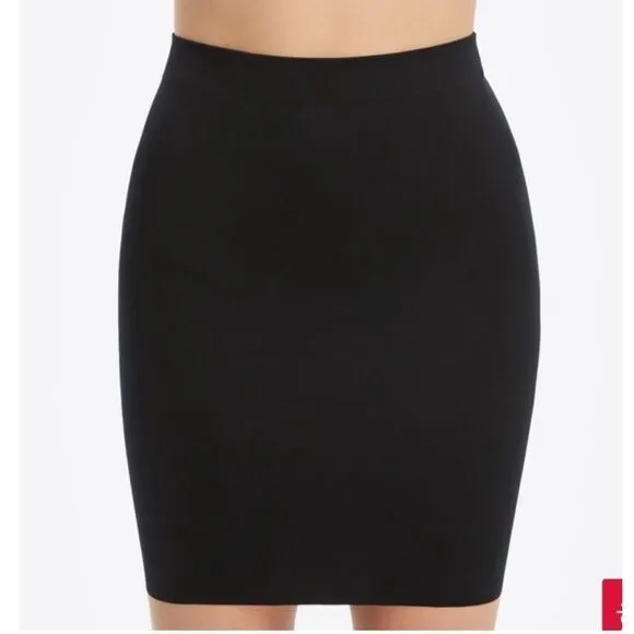 NWT SPANX smart grip half slip
