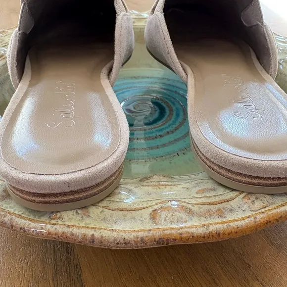 NWT Splendid Suede Slip-On Mules
