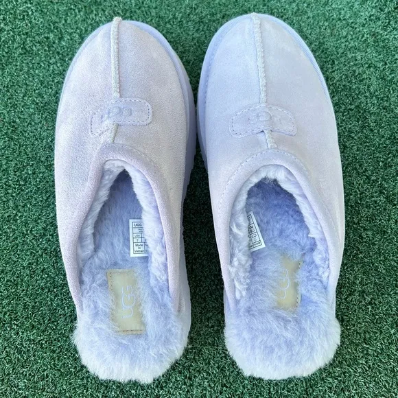 NWT Ugg Discoquette Genuine Shearling Slide Slipper Purple 7