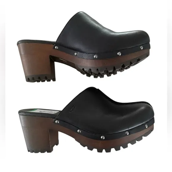 NWT UGG Judi Women's Black Leather Clogs