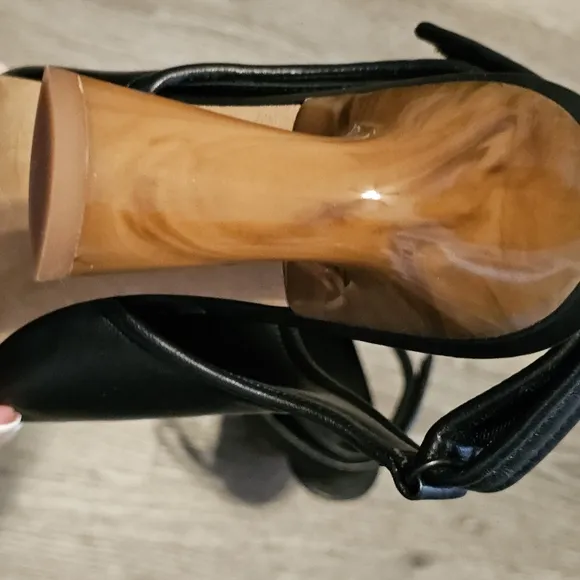 NWT Vince Quest open toe slingback heels