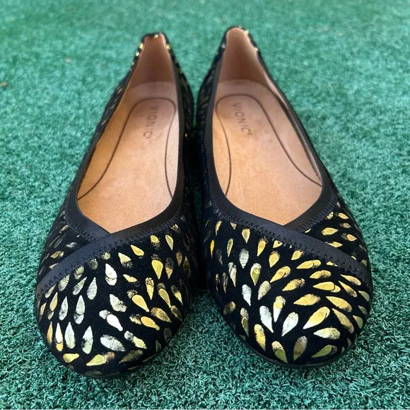 NWT Vionic Caroll Ballet Flat Foil Suede Black Gold 9