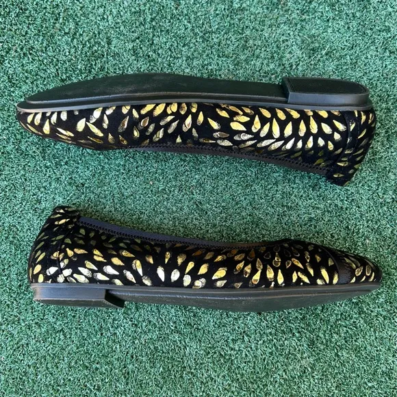 NWT Vionic Caroll Ballet Flat Foil Suede Black Gold 9