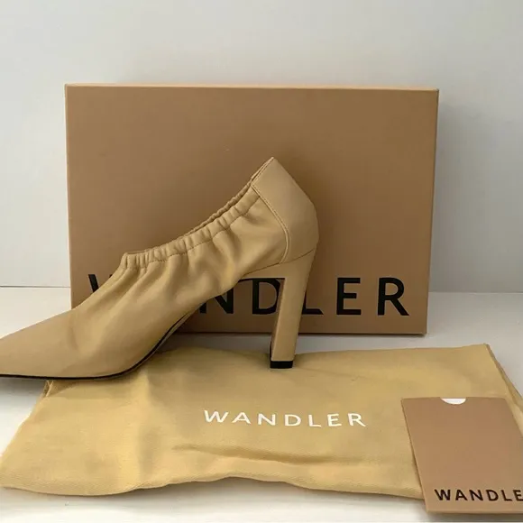 NWT: WANDLER  Mia Leather Nude Cashew Heeled Mules EU 39 Women (US 9 Women)