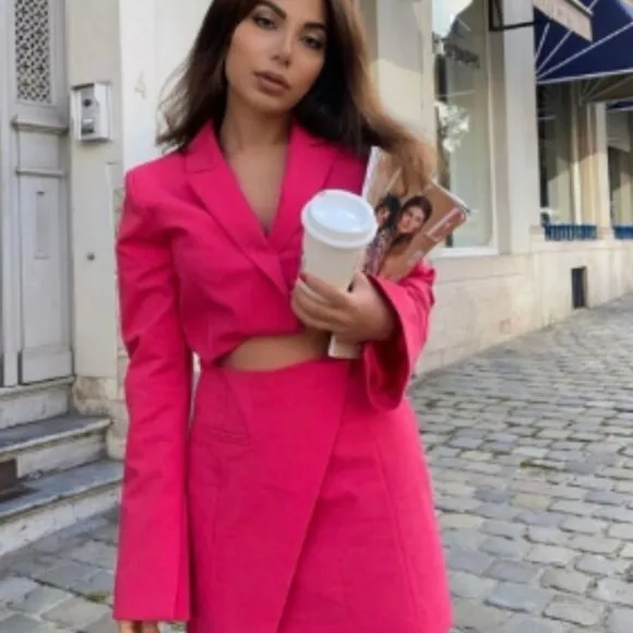 NWT Zara Cut out blazer dress pink size Small Bloggers Favorite