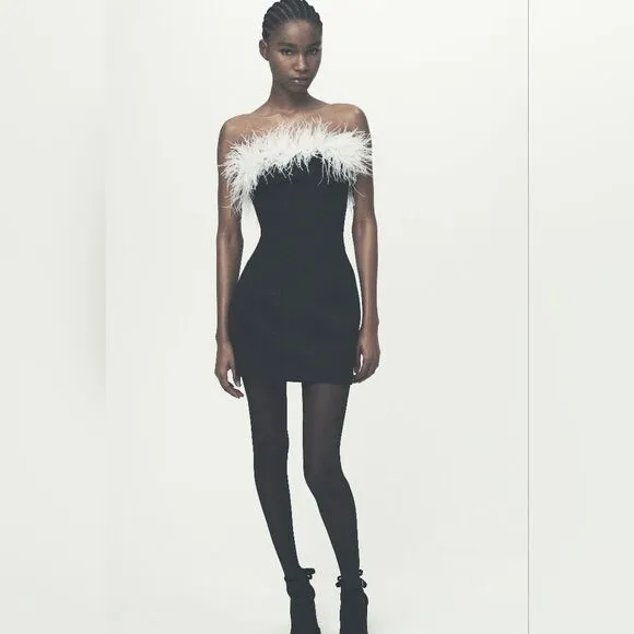 NWT ZARA feather stretchy dress contrasting black&amp;white.  Feathery feather