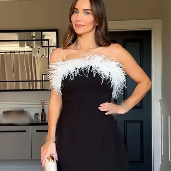 NWT ZARA feather stretchy dress contrasting black&amp;white.  Feathery feather