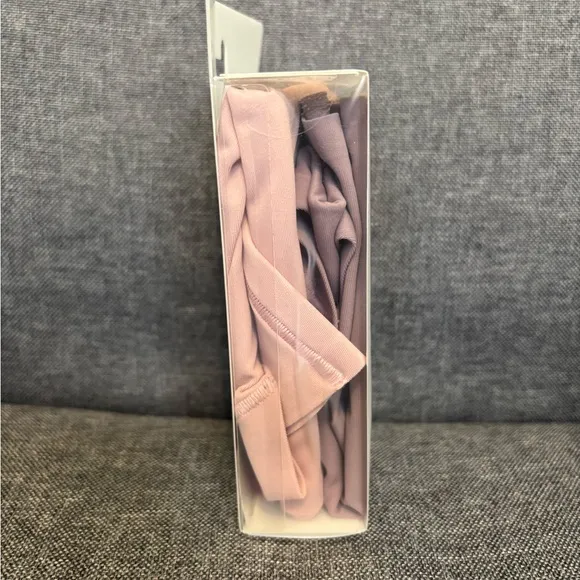 NWT!🍋🍋Lululemon InvisiWear Mid-Rise Bikini Underwear 3 pack🍋🍋. Size Small.