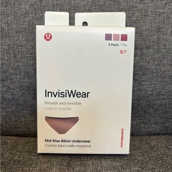 NWT!🍋🍋Lululemon InvisiWear Mid-Rise Bikini Underwear 3 pack🍋🍋. Size Small.