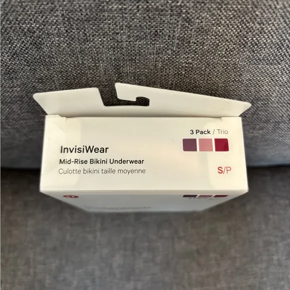 NWT!🍋🍋Lululemon InvisiWear Mid-Rise Bikini Underwear 3 pack🍋🍋. Size Small.