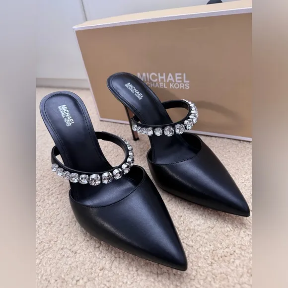 NWT‼️Michael Kors Jesse Mule Black with Rhinestones Strap Size 9M