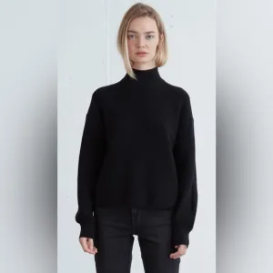 Oak   Fort Women’s Mockneck Black Sweater Oversized