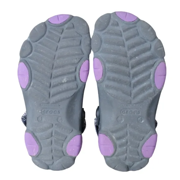 💥Offers Welcome💥CROCS Kids Marvel Black Panther Classic Clogs from Finish Line
