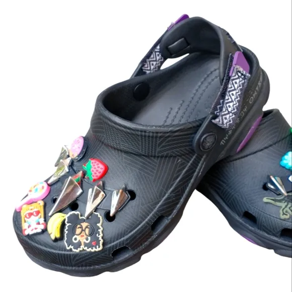 💥Offers Welcome💥CROCS Kids Marvel Black Panther Classic Clogs from Finish Line