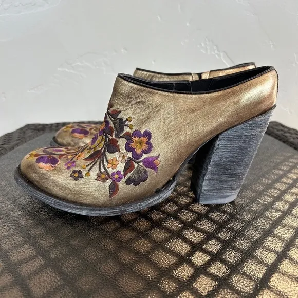 Old Gringo Sora HH Slip On Western Floral Embroidered Heeled Mules Size 8.5B