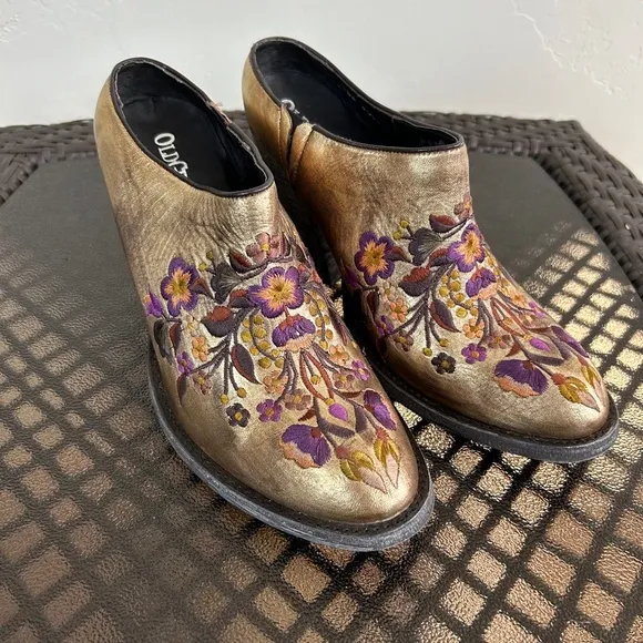 Old Gringo Sora HH Slip On Western Floral Embroidered Heeled Mules Size 8.5B