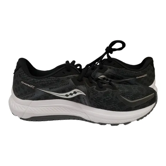 Omni 20 Womens Fitness Lace up Running Shoes