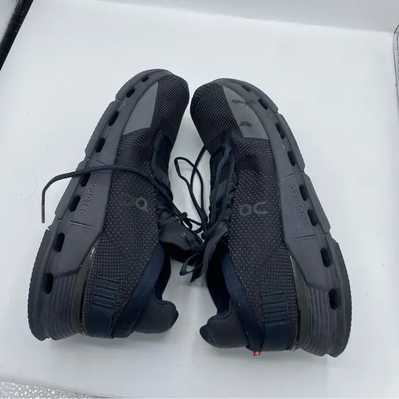 On Cloud on running Cloudnova Lace Up Running Shoes Mens Size 8.5 Black