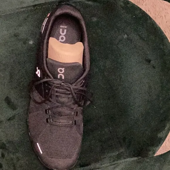 ON Running Black Athletic Shoes