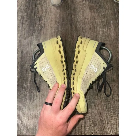 ON RUNNING Cloudultra &quot;Limelight&quot; Running Shoes Size 10 Mens