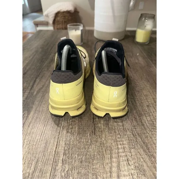 ON RUNNING Cloudultra &quot;Limelight&quot; Running Shoes Size 10 Mens
