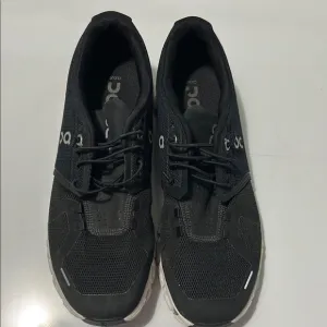On Running Men's Black Sneakers