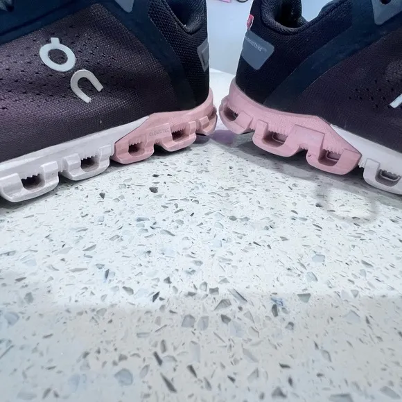 On Running Women's Running Shoes - Purple and Gray 7.5