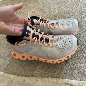 On Running Women's Shoes