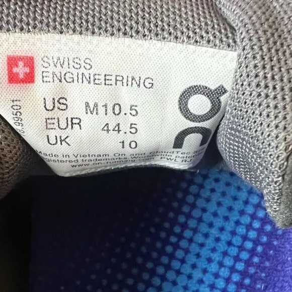 On Cloud Sneakers Gray White Almond Size 10.5
