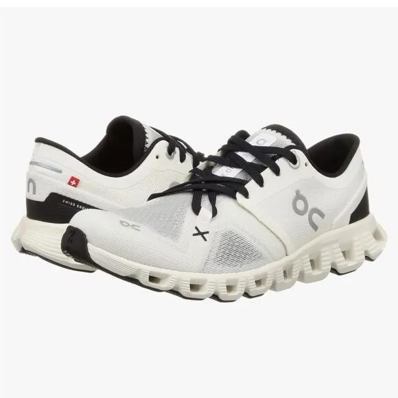 On Running Women sneakers CloudX  Women’s 10