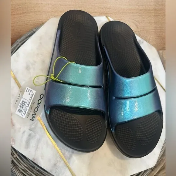 OOFOS OOcloog 00AHH LUXE ATLANTIS TECHNOLOGY Slip On Recovery Clog Men 9 Wome 11