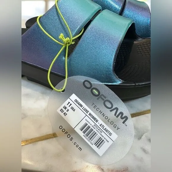 OOFOS OOcloog 00AHH LUXE ATLANTIS TECHNOLOGY Slip On Recovery Clog Men 9 Wome 11
