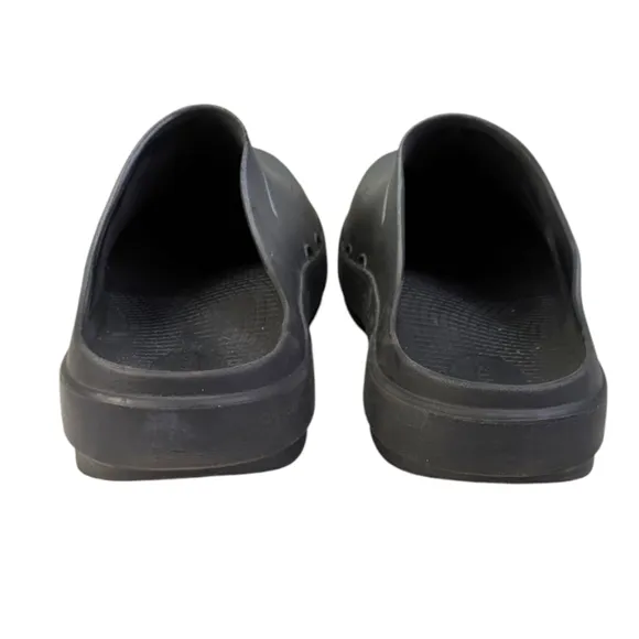 OOFOS OOcloog Clog/Mules GUC $115 Size EU43  10M/W12      S3284