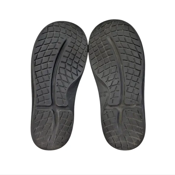 OOFOS OOcloog Clog/Mules GUC $115 Size EU43  10M/W12      S3284