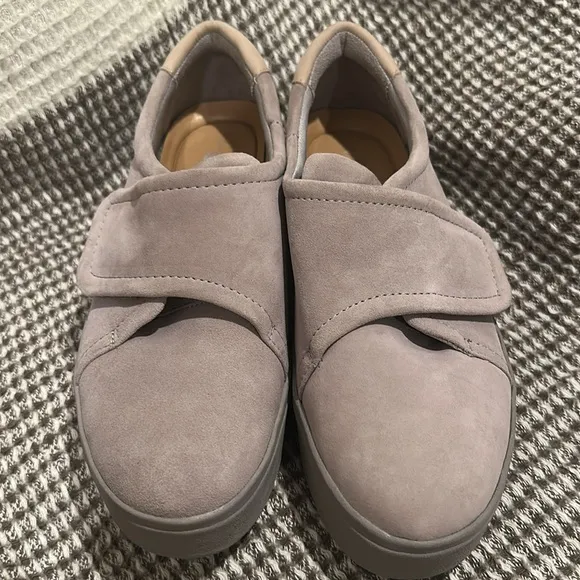 Original collection Dr. Scholls woman’s shoes . NWOT .