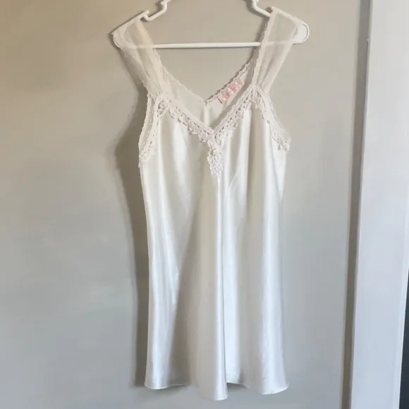 Oscar de la Renta Vintage slip nightie nightgown chemise lingerie