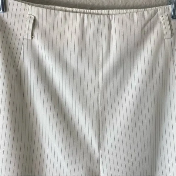 Oscar de la Renta Vintage White Pinstriped Suit Size 4