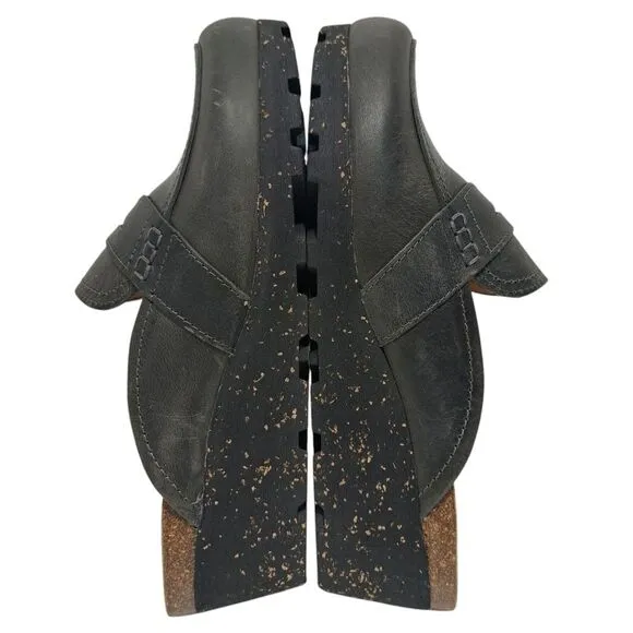 OTBT Homage Leather Wedge Slip On Clogs Cozy Rustic Cork Footbed Sz 8.5 Charcoal