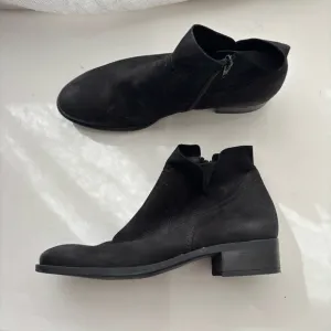 PAUL GREEN Boston Bootie BLACK NUBUCK LEATHER Sz 6/US 8.5