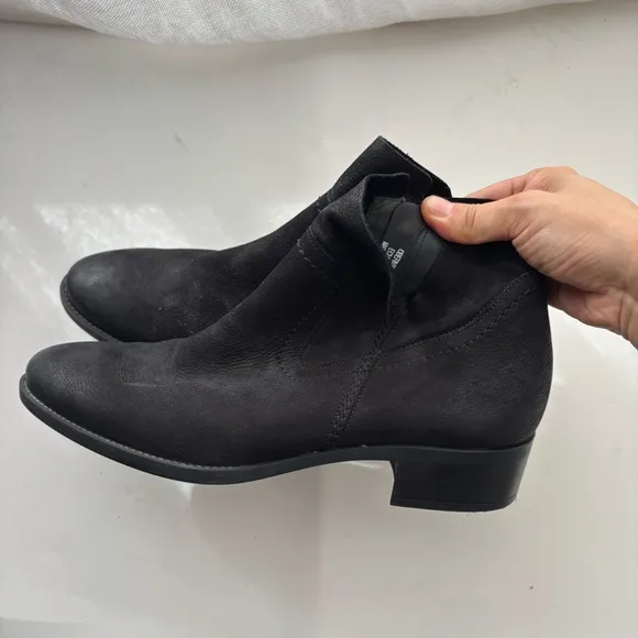 PAUL GREEN Boston Bootie BLACK NUBUCK LEATHER Sz 6/US 8.5