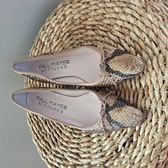 Paul Mayer Attitudes Womens Snakeskin Leather Pointed Toe Kitten 1.5&quot; Heel S-7.5